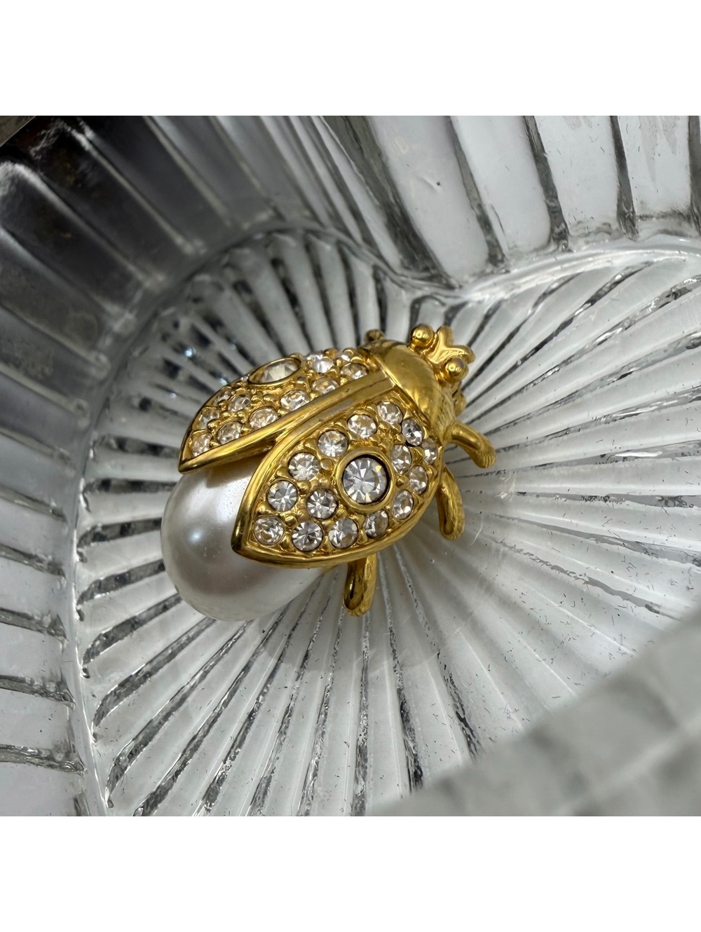 Vintage Napier Rhinestone Ladybug Brooch Faux Pearl Gold Tone Signed